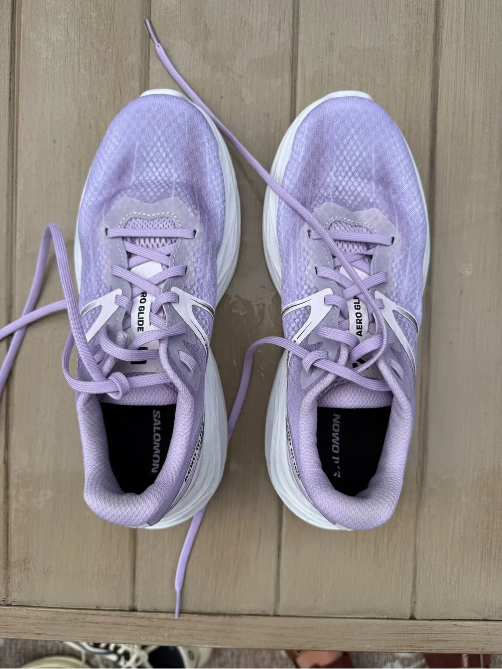 Salomon Aero Glide Women’s Athletic Shoes in Lavender